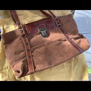 Claudia Firenze: Suede Satchel